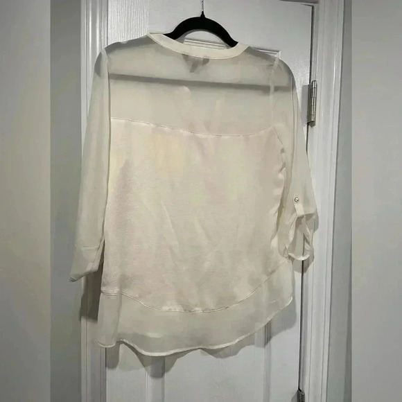 Express Sheer Ivory 3/4 Sleeve Pearl Button Collarless Popover Shirt Size XS - Picture 7 of 10
